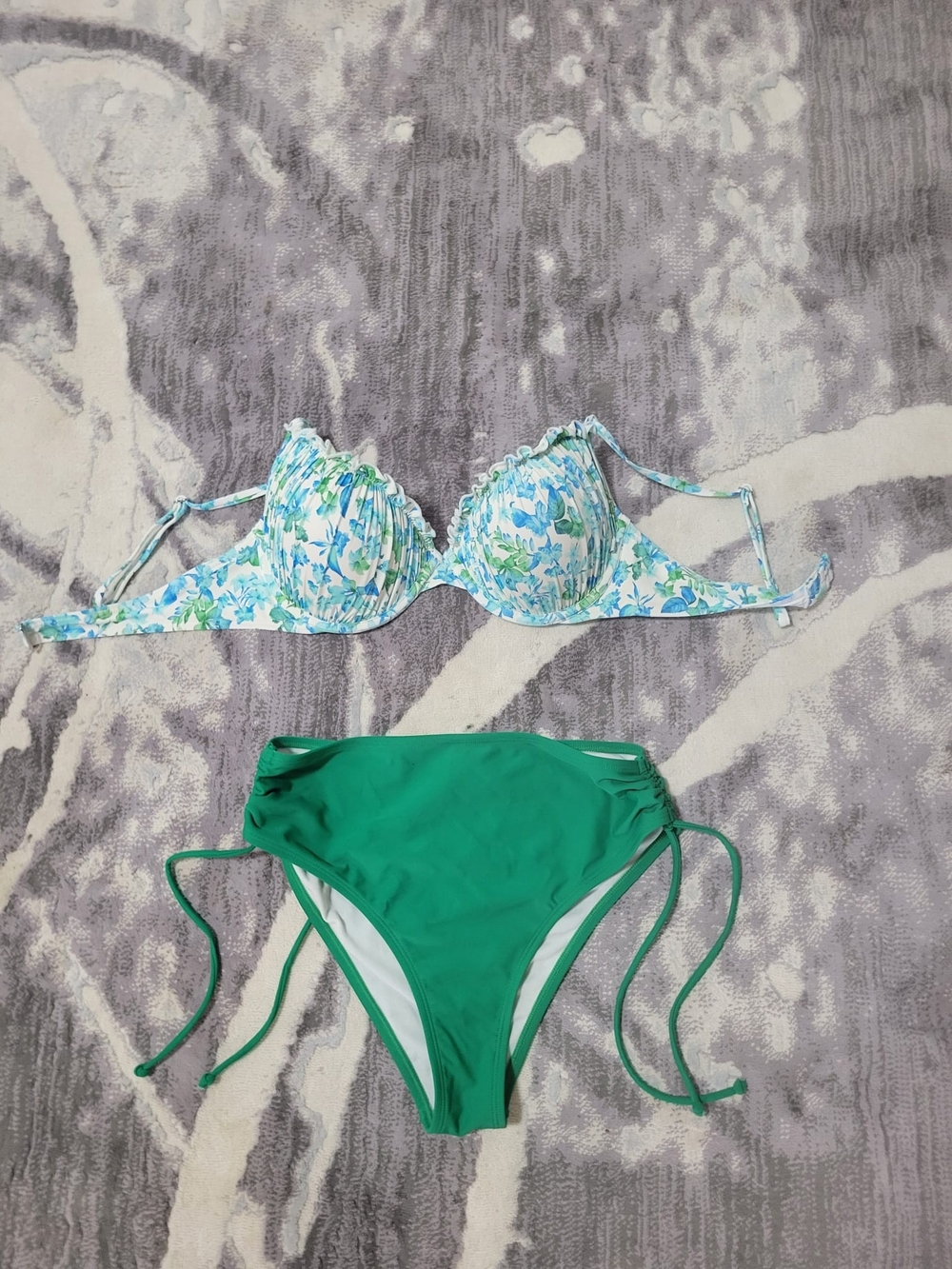 La Vie En Rose Aqua Green Bikini Bottoms with Blue-Aqua Floral Edge Size L